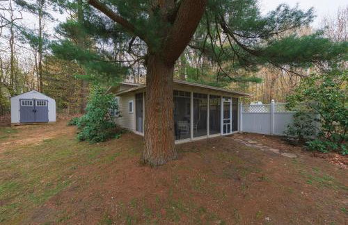 Lakeside Cottage - Right across of Westside County Park with lake access - Foto 15