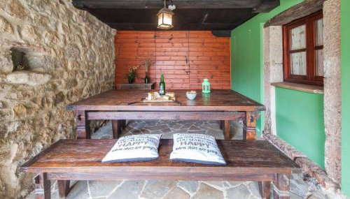 Holiday Home Berghütte mit Terrasse- Kamin und Jacuzzi by Interhome - Foto 4