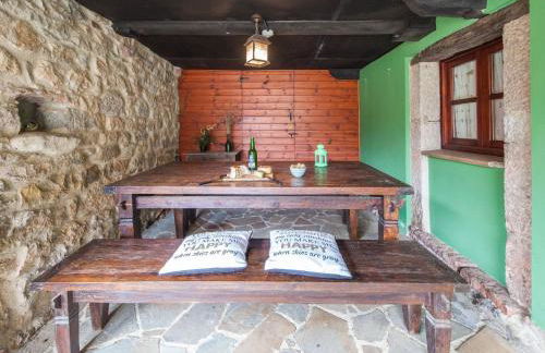 Holiday Home Berghütte mit Terrasse- Kamin und Jacuzzi by Interhome - Foto 4