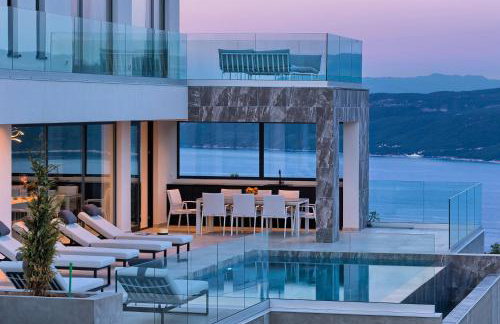 Villa Ateneum with sea view, jacuzzi and infinity pool - Foto 1