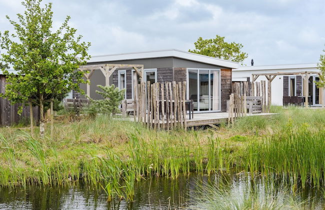 Modern Chalet With Dishwasher, Near the Beach - Photo 25
