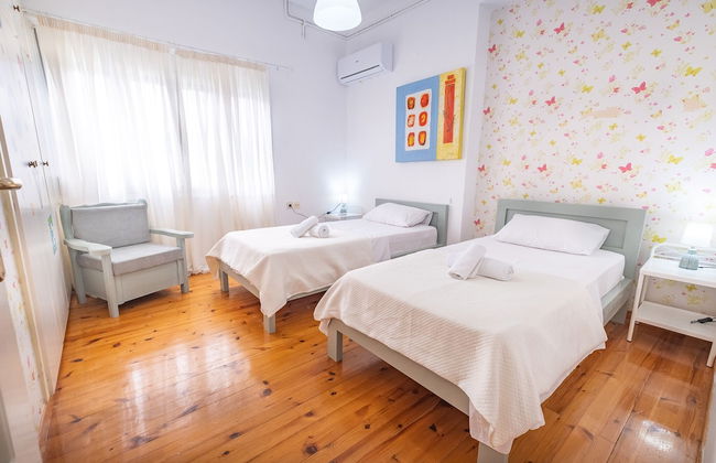 Apartment in Arkadi with swimming pool - Photo 2