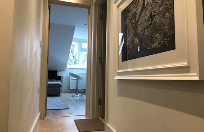 Stylish 2 Bed Apartment in West Hampstead - Photo 7