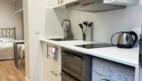 Eiffel Tower studio with patio - Foto 4