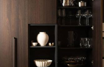 Luxury Gold Coast Penthouse with Deck & Views - Photo 40