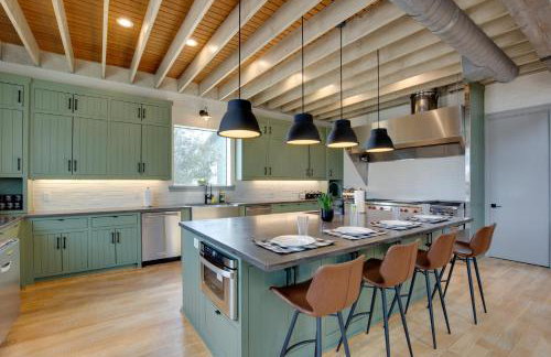 Game Room, Fireplaces, On-Site Lake! Kaufman Home - Foto 9