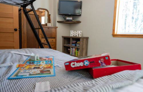 Cozy Pine Cabin Pool Access - Foto 22