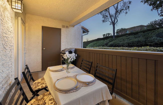 Walk to Beach Pool, Hot Tub, Private Patio, Parking Seabreeze Retreat - Foto 4