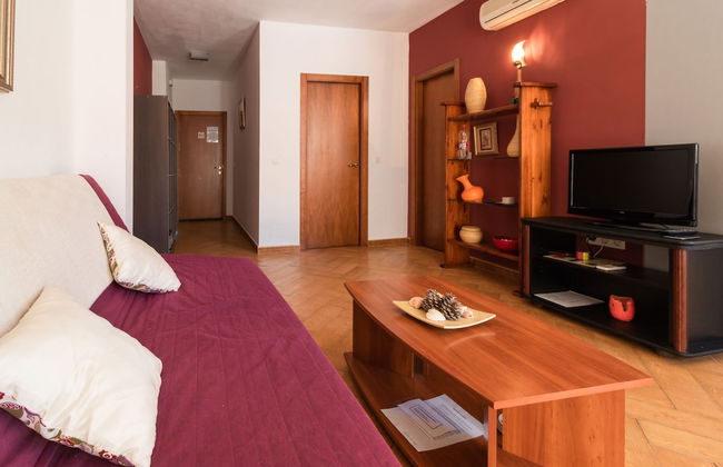 Sitito Escribano Apartment - Photo 77