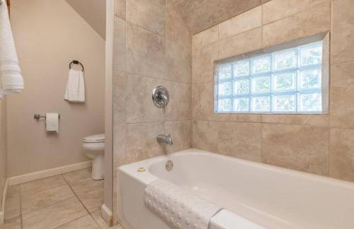 Entire house 3 bedroom Twin Cities, Specious, Entire House, AC - Foto 18