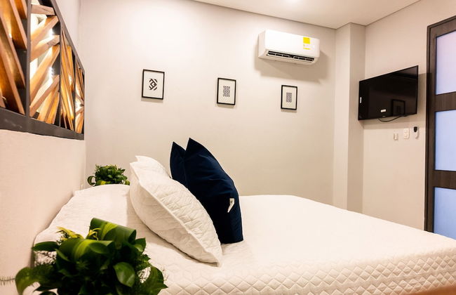 The Garden Suites - Photo 2