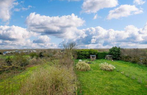 2 Bed in Morston oc-2382 - Photo 2