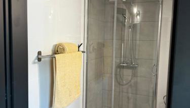 Apartamenty Wałowa 7 - Foto 4, towels, Shower