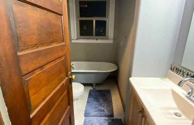 Burge Hotel - Photo 10