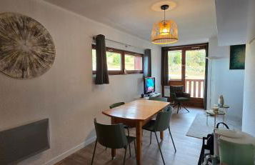 Appartement Fred Chamrousse - Au pied des pistes avec connexion wifi internet haut débit fibre - idéal pour les télétravailleurs - Foto 2