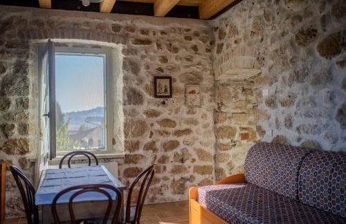 Casale nel Verde con Piscina e Vista - Foto 15