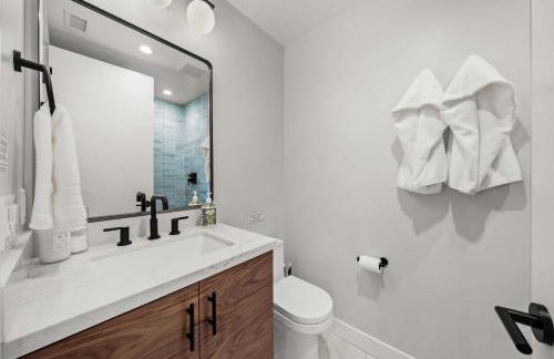 Del Mar Retreat - Laundry BBQ Firepit AC Patio - Photo 24