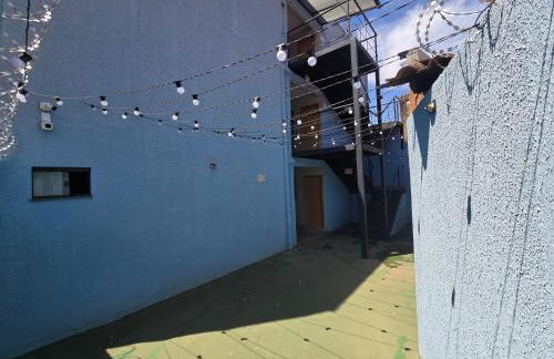 Flat completo a 10 minutos de vários espaços de festa - Foto 8