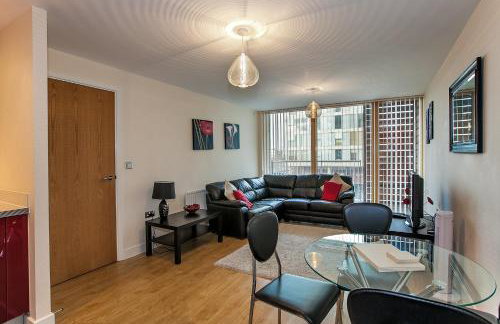 ShortstayMK Vizion apartments, with free superfast wi-fi, parking - Foto 100