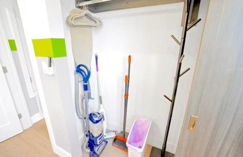 B- InstaWorthy & Family-Friendly NoHo Gem- Near Universal & Hollywood with Parking, Games, and Hot Tub - Foto 26