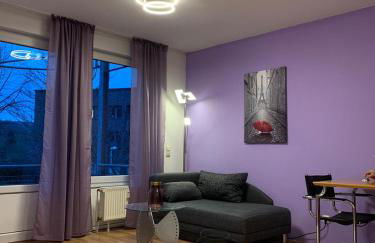Modern and central, near Rhein & museums, fully furnished - Photo 3