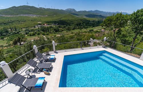 Villa Neda Heated Pool, Hot-tub, Sauna, 3 bedrooms - Photo 38