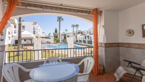 Piso de playa con piscinas - Foto 3