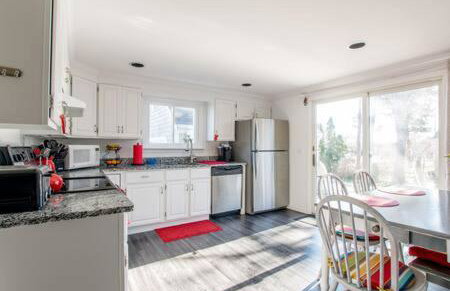 Central AC Close to Beach Dog Friendly! - Foto 1