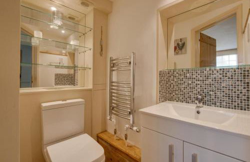 4 Bed in Wrentham oc-hdress - Photo 9