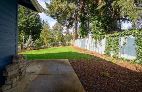 Blue House - private 2 bed, 2 bath home with garage - Photo 29