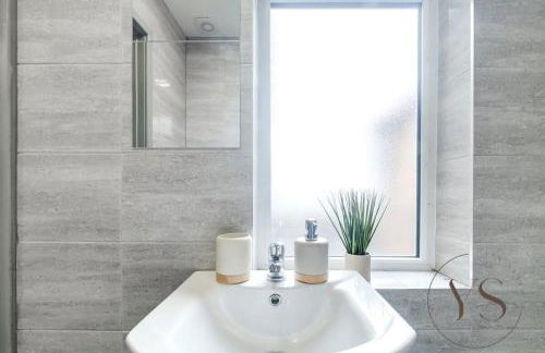 Bright Studio 2B in Longton Near Alton Towers with Free Wi-Fi and Smart TV - Foto 13