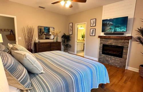 Canal-Front Home on 73ft Dock! - Foto 11