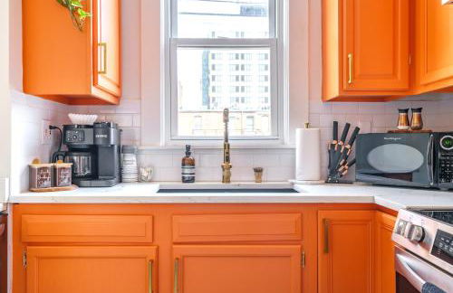 Jungle House Luxury Homes - Columbus Downtown Short North - Walk to Convention Center & Nationwide Arena - Sleeps up to 8 - Free Parking - Over 5,800 Five Stars - Foto 25