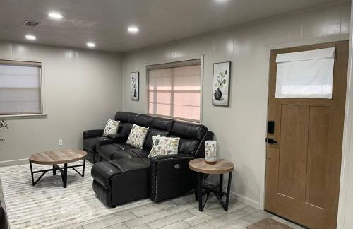 HomeSuite Cabin near Choctaw Casino Fun - Foto 25