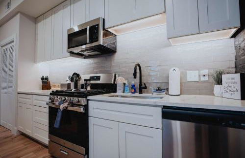 Soulard 4 Bedroom Retreat Near Downtown with Patio and Parking - Foto 42