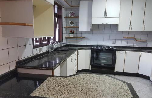 INTEIRO com 3 SUITES E PISCINA - Photo 7