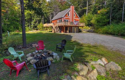 Mt Snow Home with Privacy Hot Tub Firepit - Foto 52