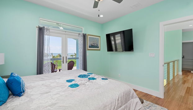 The Hangry Pelican - Photo 3, Room