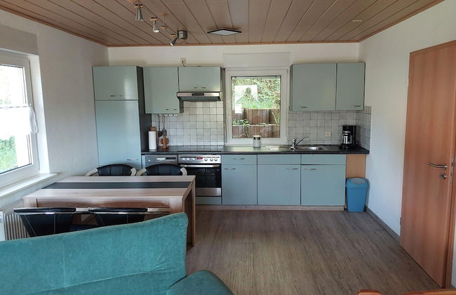 Holiday Home in Schwarzhausen Near Forest - Photo 7