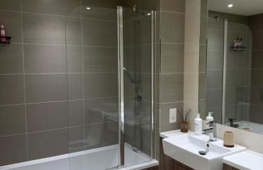 New London 2-Bedroom 2-Bath Apartment- Contractors and Long Stays Dis-Count - Foto 27