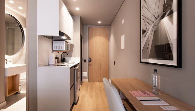 w Phenomenal Loft w/ Great Balcony in Unicentro - Foto 5, Habitación