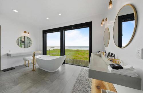 Bandon Coast - Beach Access, Ocean views & Hot Tub - Photo 68