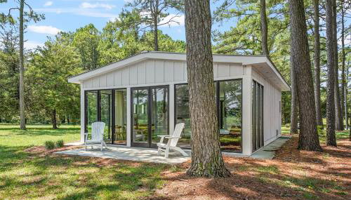 The Porter's Barn - fancy little waterfront home with deep-water boat dock and firepit - Foto 2