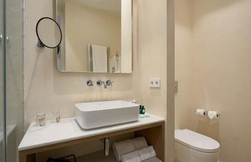 Suites Murillo Plaza Sta. Cruz - Photo 65