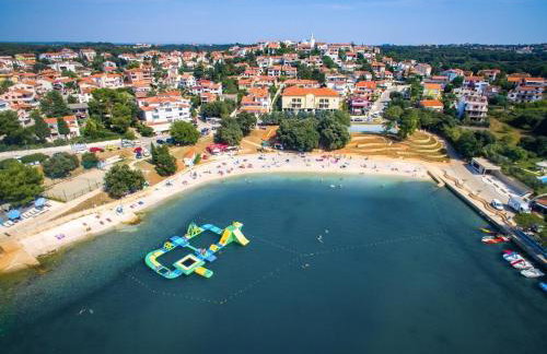 SeaScape Deluxe Residence - Photo 57