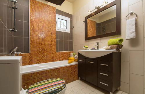 Home Suites - Photo 13