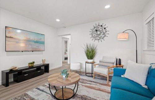 1 mile from the Beach Fire Pit, Patio, Parking! - Foto 31