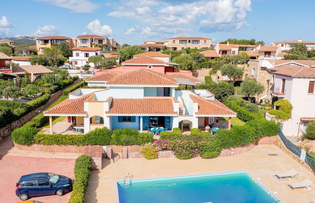 Residence with pool in Cala Girgolu - Foto 9