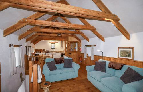 Coombe Barn - Photo 5