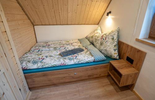 Bieszczadzkie Wzgórze Domki 724-472-882 - Photo 11